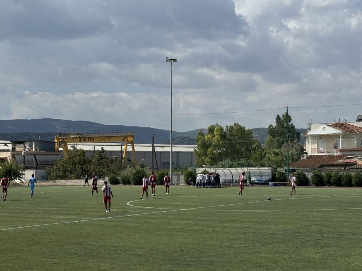 Νίκη με ανατροπή στην πρεμιέρα για τους Νέους