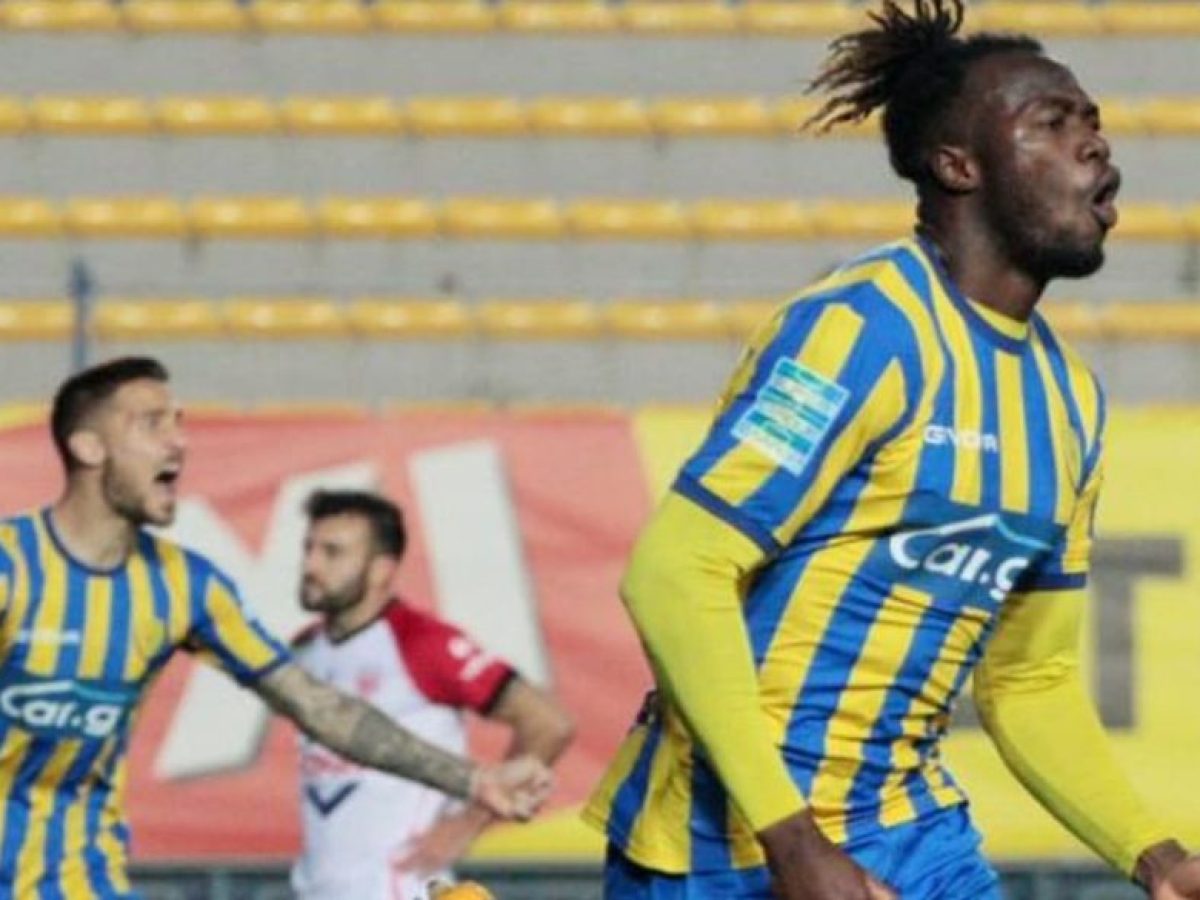 Κοντά σε Γκμπόλι Αριγίμπι ο ΠΑΣ Γιάννινα για τη θέση του 3ου παίκτη άνω των 25 ετών