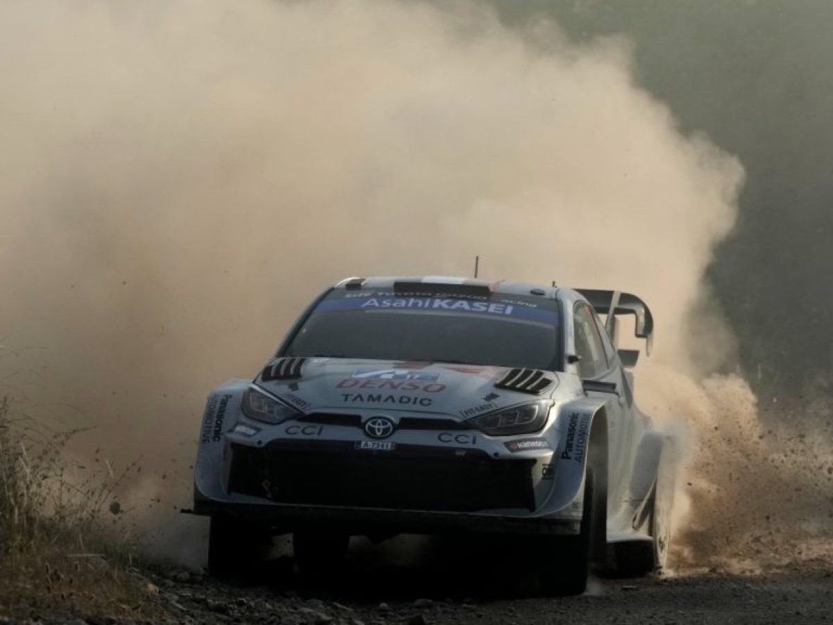 Προηγείται στο Ράλι της Παραγουάης ο Οζιέ