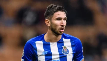 Βρήκε το 6άρι της η ΑΕΚ – Έρχεται Ελλάδα να υπογράψει ο Γκρούγιτς!