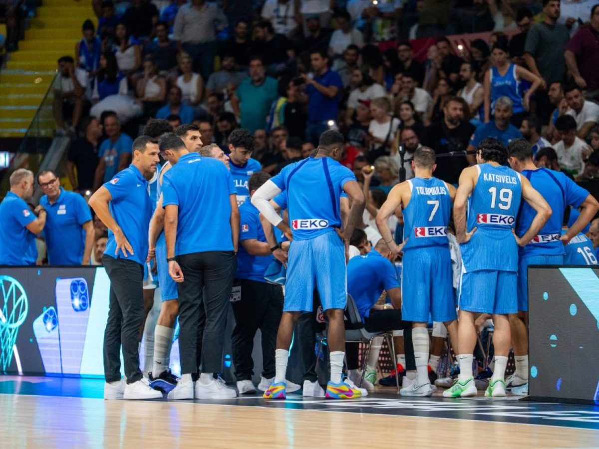 Οι διαιτητές της αναμέτρησης της Εθνικής με το Ισραήλ