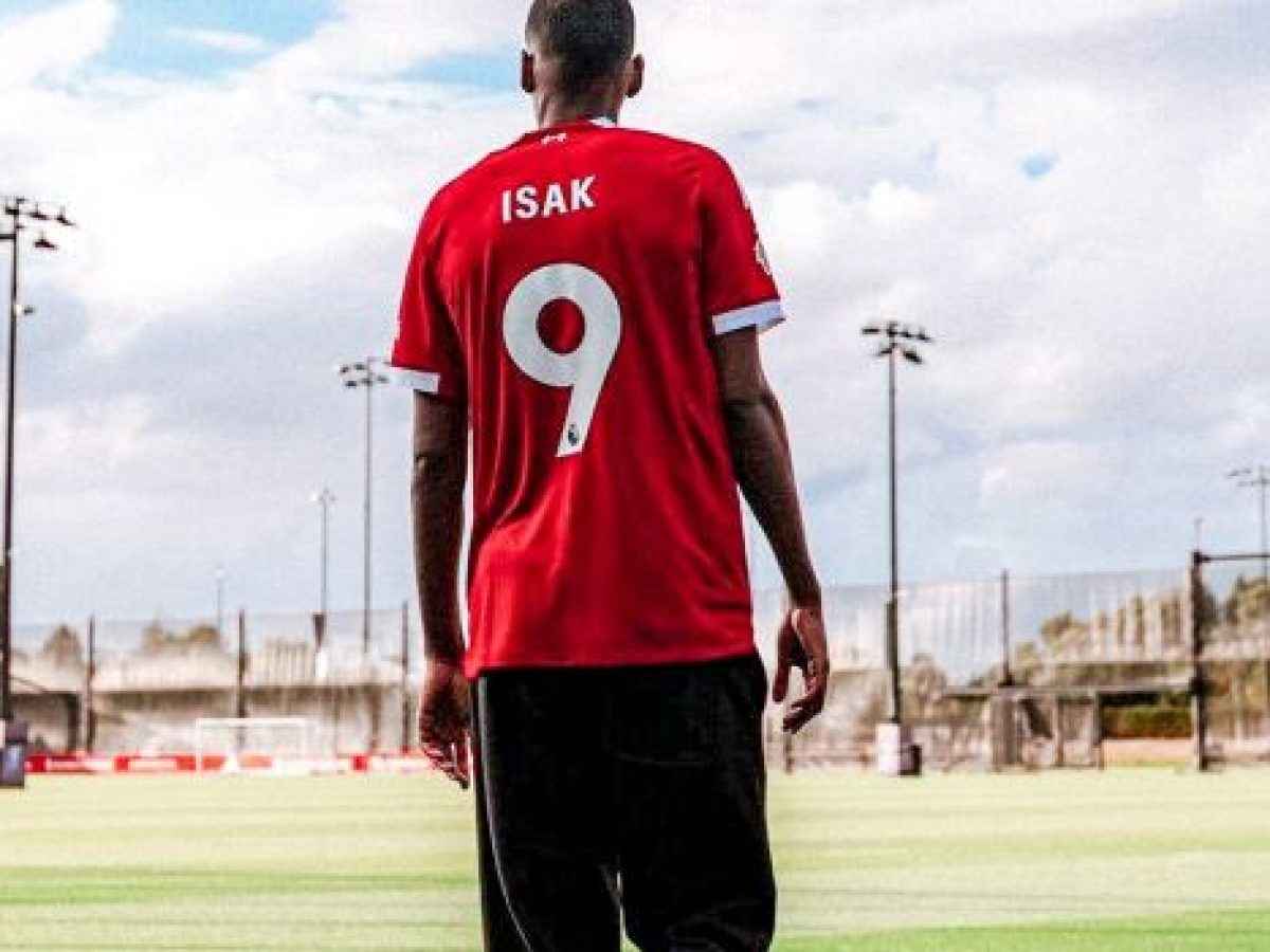 Έγιναν ήδη viral οι δηλώσεις του Ίσακ: «Ήρθα στη Λίβερπουλ για να σηκώσω κούπες!»