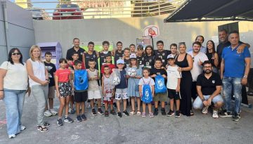 S/M Χαλκιαδάκης και Ερασιτέχνης ΟΦΗ έστησαν μπασκέτα, έβαλαν τρίποντα και μοίρασαν δώρα!