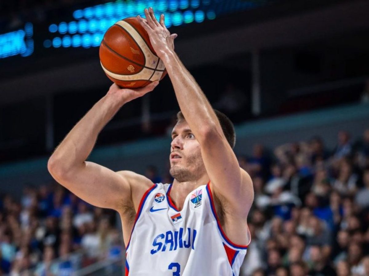 «Αβράμοβιτς, Πετρούσεφ, Βούκτσεβιτς – Περίεργα πράγματα…»