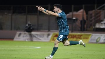 &Pi;&alpha;&nu;&alpha;&theta;&eta;&nu;&alpha;ϊ&kappa;ό&sigmaf; &kappa;&alpha;&iota; &Pi;&Alpha;&Omicron;&Kappa; &sigma;&tau;&omicron; &laquo;&kappa;&upsilon;&nu;ή&gamma;&iota;&raquo; &tau;&omicron;&upsilon; &Kappa;&omega;&sigma;&tau;ή (vid)