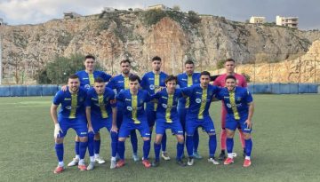 &Delta;&rho;&alpha;&mu;&alpha;&tau;&iota;&kappa;ό &phi;&iota;&nu;ά&lambda;&epsilon; &kappa;&alpha;&iota; &nu;ί&kappa;&eta; &gamma;&iota;&alpha; &tau;&eta; &Chi;&alpha;&lambda;&kappa;&eta;&delta;ό&nu;&alpha; 2-1 &tau;&omicron;&nu; Ή&phi;&alpha;&iota;&sigma;&tau;&omicron;