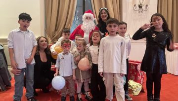 Σε οικογενειακό κλίμα η Χριστουγεννιάτικη γιορτή του Βόλου (φωτογραφίες)