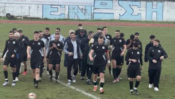 &Sigma;&pi;&omicron;&upsilon;&delta;&alpha;ί&omicron; &delta;&iota;&pi;&lambda;ό &gamma;&iota;&alpha; &Alpha;&epsilon;&tau;ό &Omicron;&phi;&rho;&upsilon;&nu;ί&omicron;&upsilon; &ndash; &laquo;&Kappa;&epsilon;&rho;&delta;ί&sigma;&alpha;&mu;&epsilon; &kappa;&alpha;&iota; &tau;&omicron;&nu; &delta;&iota;&alpha;&iota;&tau;&eta;&tau;ή-&pi;&omicron;&upsilon;&lambda;ί&raquo;