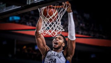 Η… επιστροφή του Γιάννη Αντετοκούνμπο (vid)