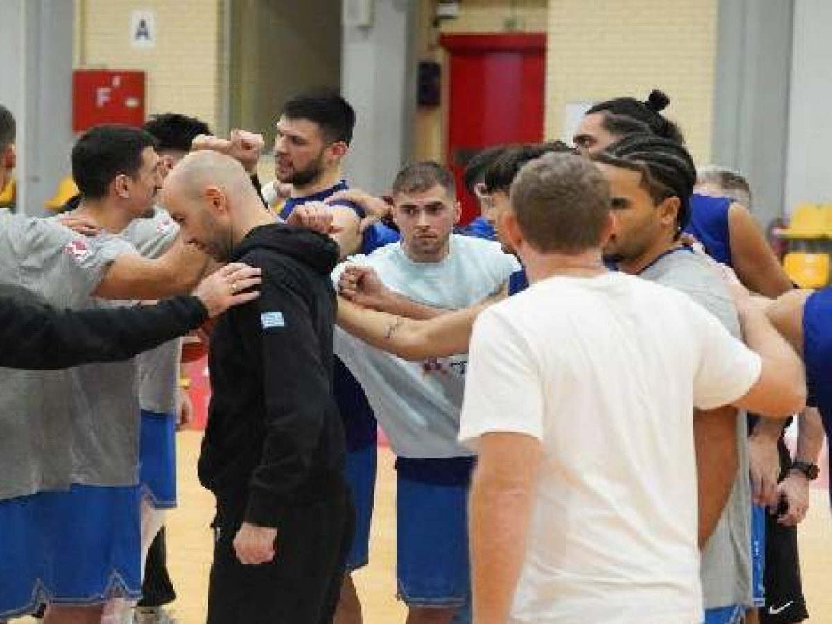 Με νέα πρόσωπα στην Πορτογαλία η εθνική ανδρών