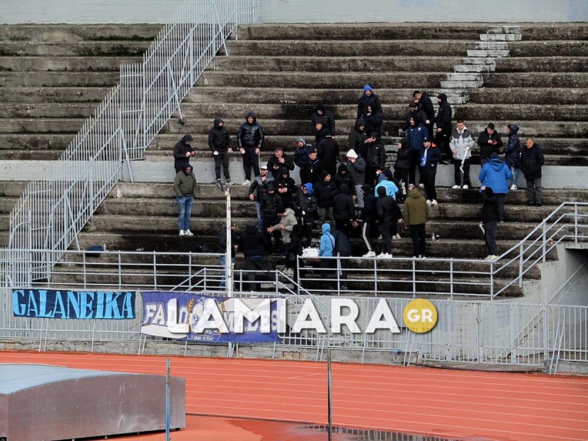 Live από τα Τρίκαλα: Η εξέδρα της Λαμίας!