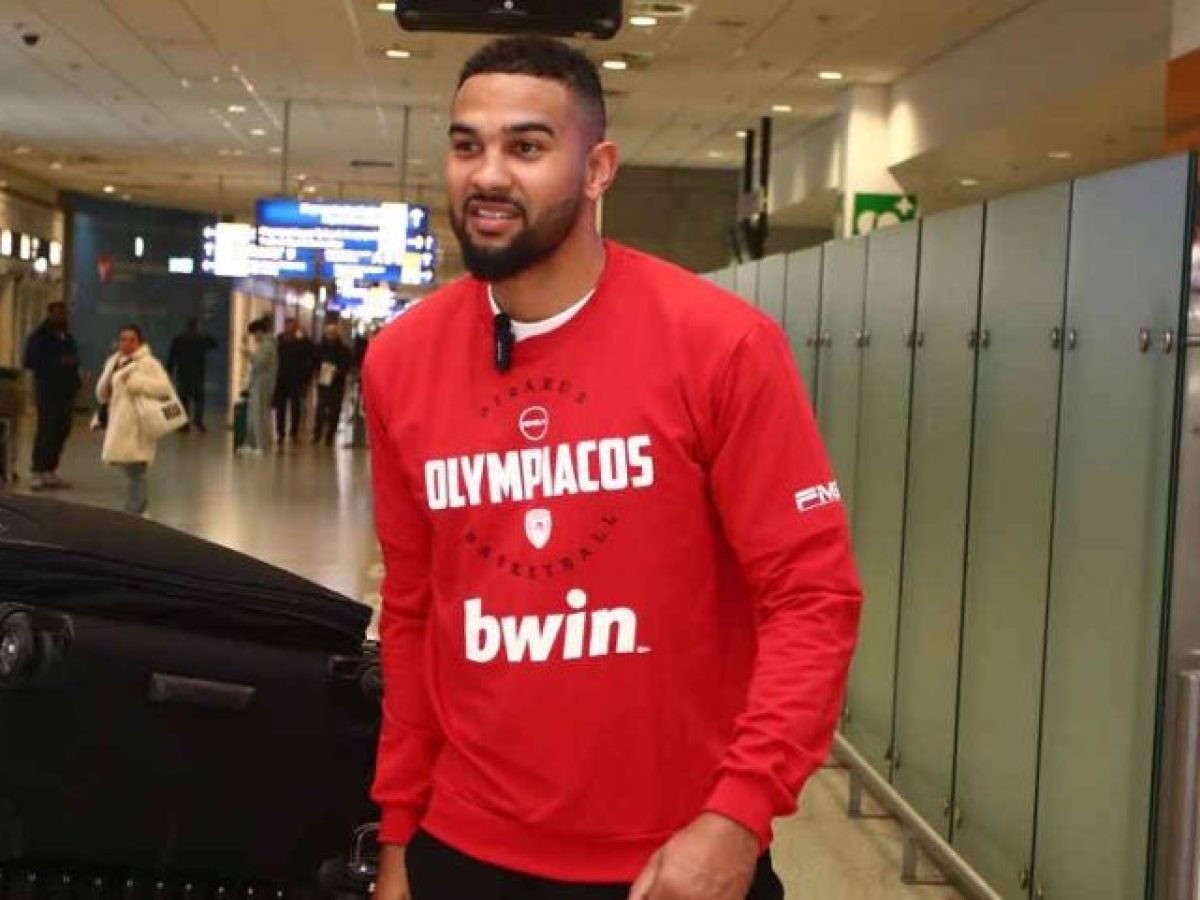 Ολυμπιακός: Στην Ελλάδα ο Τζόσεφ (pics)