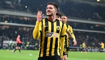 Αλήθεια: Πόσα δάκτυλα σήκωσε ο Γιοβιτς;