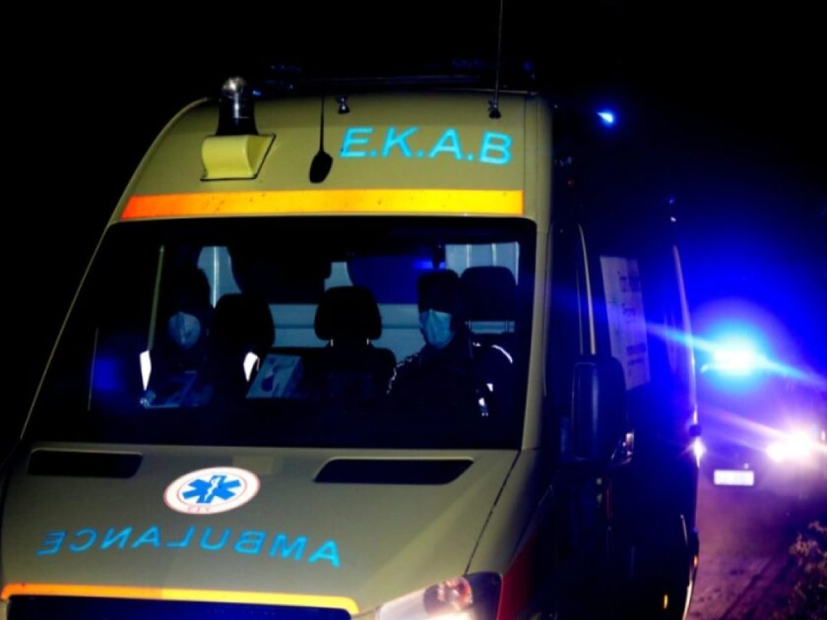 Θεσσαλονίκη: Ανατροπή οχήματος με έναν εγκλωβισμένο οδηγό στις Συκιές