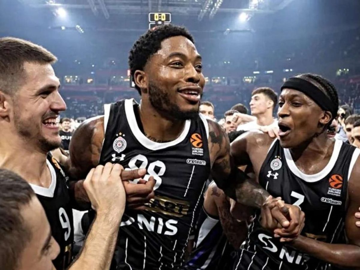 «Θερμό» παρελθόν Μπαρτζώκα – Τζόουνς! – Από την κόντρα στην… υπογραφή(vid)