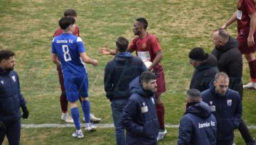 Κι όμως δεν πήρε ούτε φάουλ! (pic)