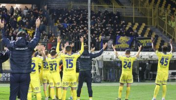 Να κάνει ότι δεν έκανε το ’24! (video)