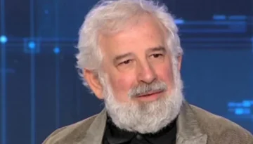 Αντεπίθεση Φιλιππίδη: Τι ετοιμάζει για να… κάψει τους διασημους εχθρούς του