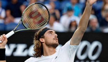 Ανέβηκε θέσεις ο Τσιτσιπάς, έπεσε η Σάκκαρη