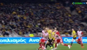 Το 2021 ήταν μια «τυχαία επαφή ποδιών» χθες… πέναλτι! (VIDEO)