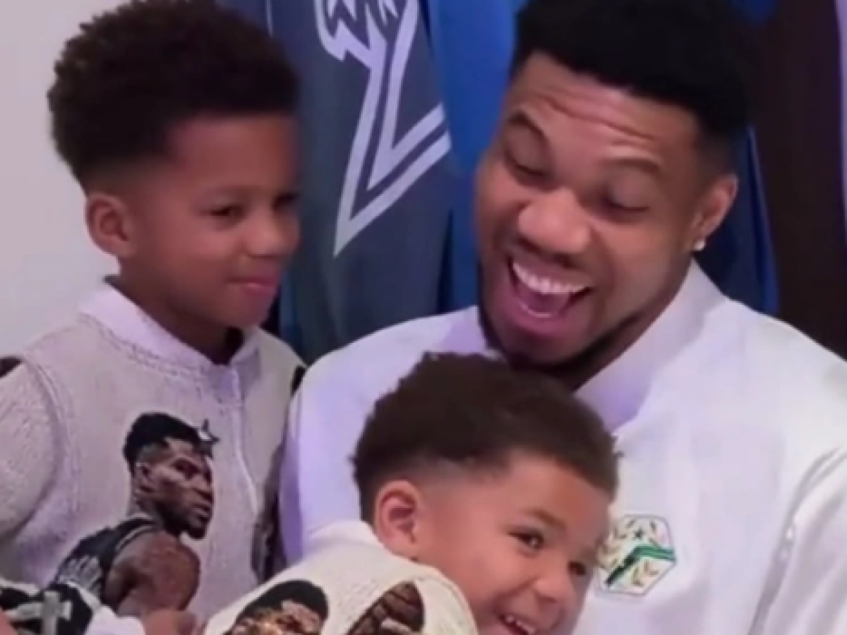 «Τρελάθηκαν» οι γιοί του Αντετοκούνμπο με τον Γουεμπανιάμα: «Σε 15 χρόνια θα καρφώνεις από