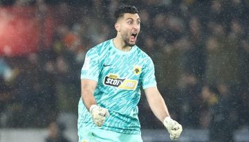 «Ενδιαφέρον της Κόβεντρι για Στρακόσα – Ετοιμάζει πρόταση για το καλοκαίρι»