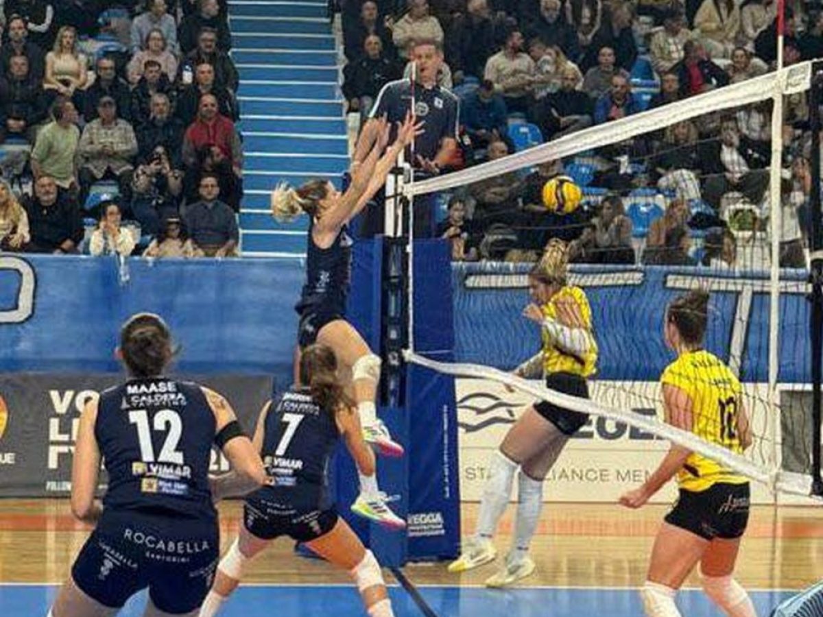 Εύκολη επικράτηση του ΑΟ Θήρας επί της ΑΕΚ