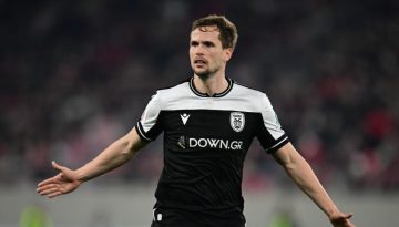 Συμπλήρωσε κάρτες ο Τόμας Κεντζιόρα