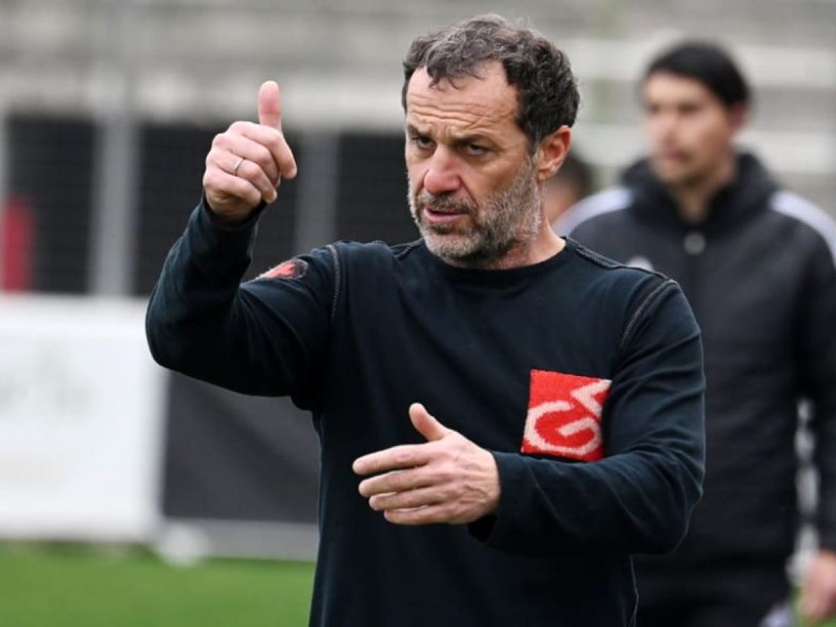 Γκούμας: «Νίκη αυτοπεποίθησης, αλλά έχουμε πολύ δρόμο μπροστά μας, χαμηλά το κεφάλι»