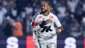 Ο Νεϊμάρ επέστρεψε στα γήπεδα για πρώτη φορά μετά τον τραυματισμό του