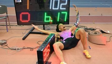 Εξωπραγματικός Καραλής πέρασε τα 6,17 μέτρα – Δεύτερος αθλητής όλων των εποχών