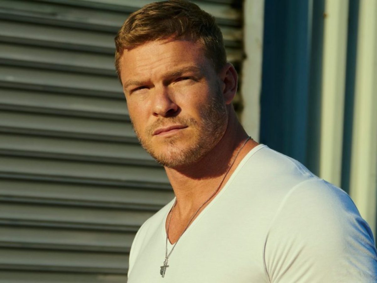 Ξυλοκόπησε γείτονα μπροστά στα παιδιά του ο Άλαν Ρίτσον (VIDEO)