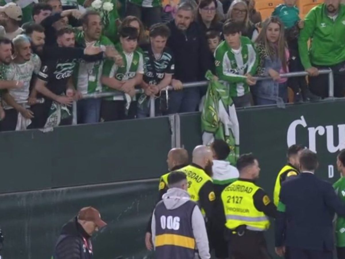 Χαμός στην Μπέτις: Οπαδοί κατά του μεγάλου αστεριού της! (Vid)