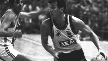 Έφυγε ο Βασίλης Γκούμας