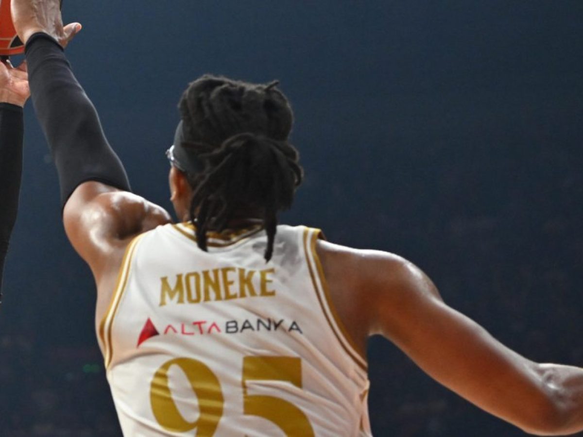 «Κακές αποφάσεις ο Μονέκε, κάτω από το επίπεδό τους Νουόρα και Μπάτλερ»