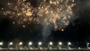 Παναιτωλικός: drone show, βεγγαλικά και «πάρτι» στην πλατεία μετά τη νίκη στο ματς – γιορτ