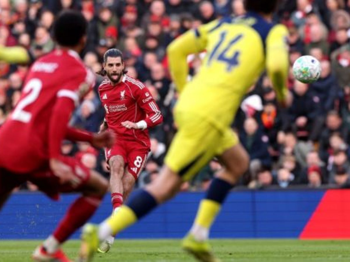 Σομποσλάι: «Πρέπει να ξυπνήσουμε αλλιώς… Conference League»