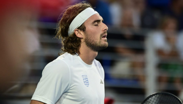 Ο Τσιτσιπάς έμεινε εκτός κορυφαίας 50άδας μετά από οκτώ χρόνια