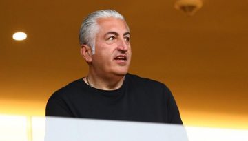 Έξω φρενών ο Μπούσης με το ακυρωθέν γκολ του ΟΦΗ