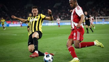 Ήττα στην πρεμιέρα των Playoffs