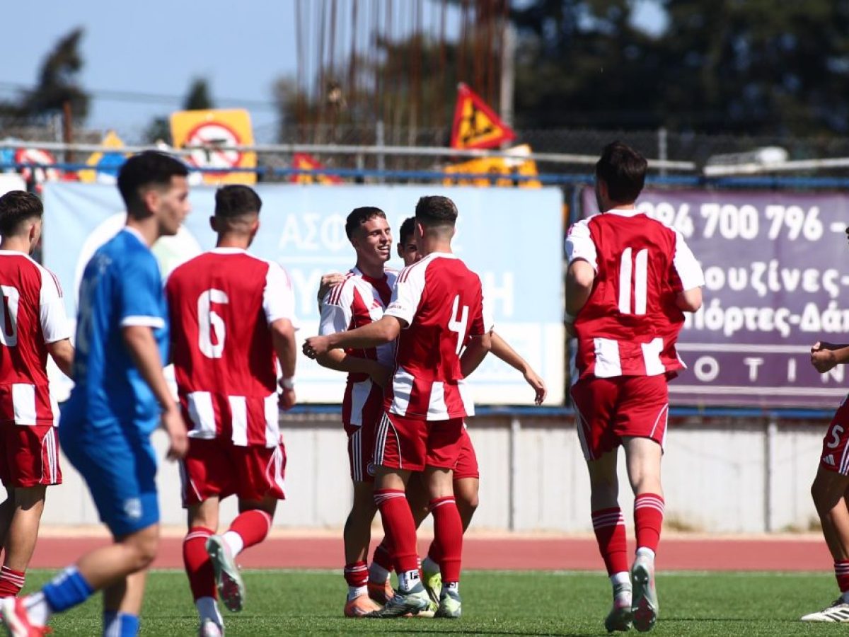 Εκτός έδρας νίκη για τους Έφηβους