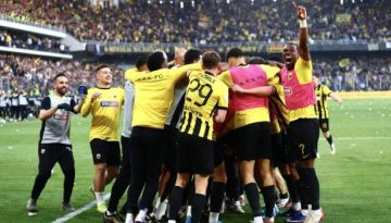 &Alpha;&Epsilon;&Kappa;: &Delta;&epsilon;ύ&tau;&epsilon;&rho;&omicron; &mu;&epsilon;&gamma;&alpha;&lambda;ύ&tau;&epsilon;&rho;&omicron; &alpha;ή&tau;&tau;&eta;&tau;&omicron; &sigma;&epsilon;&rho;ί &sigma;&tau;&eta;&nu; &Epsilon;&upsilon;&rho;ώ&pi;&eta;