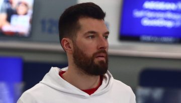 Μια «ανάσα» από τις υπογραφές με Πίτερς – Το ποσό της συμφωνίας