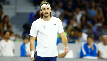 Μικρή άνοδος για Τσιτσιπά, μικρή πτώση για Σάκκαρη