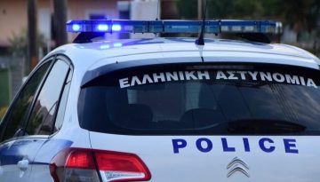Χειροπέδες σε διακινητή που μετέφερε 3 μετανάστες στην Ορεστιάδα