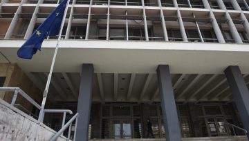 Θεσσαλονίκη: Νέα αναβολή και ένταση στο εφετείο για τη δολοφονία της 41χρονης Γεωργίας