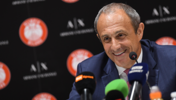 Τέλος εποχής στην Αρμάνι Μιλάνο: Οριστικά παρελθόν ο Έτορε Μεσίνα