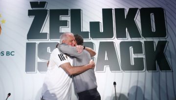 Απίθανη γκάφα από τον διερμηνέα, οι… αντιδράσεις από Γιαννακόπουλο – Ομπράντοβιτς (vid) – Basketa.gr