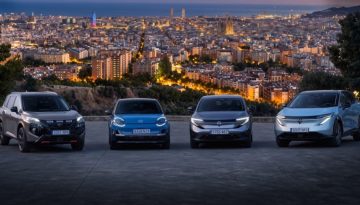 Nissan: Έ&phi;&tau;&alpha;&sigma;&epsilon; &sigma;&tau;&alpha; 1,25 &epsilon;&kappa;&alpha;&tau;. &epsilon;&xi;&eta;&lambda;&epsilon;&kappa;&tau;&rho;&iota;&sigma;&mu;έ&nu;&alpha; &omicron;&chi;ή&mu;&alpha;&tau;&alpha; &sigma;&tau;&eta;&nu; &Epsilon;&upsilon;&rho;ώ&pi;&eta;