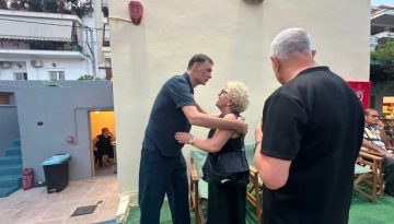 Συναντήθηκε με τη Μάγδα Φύσσα ο Μπαρτζώκας (pics)